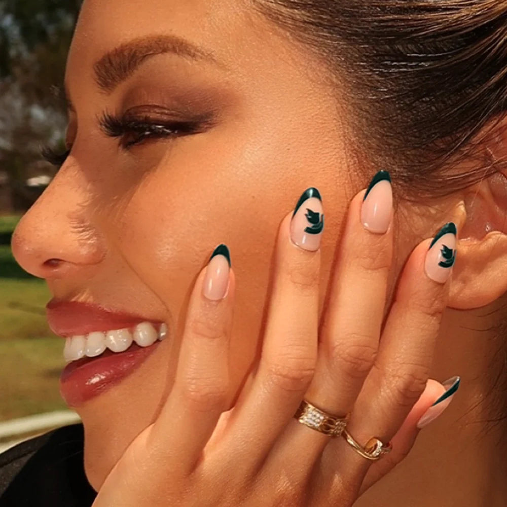 Michigan State Spartans Press-On Nail Set