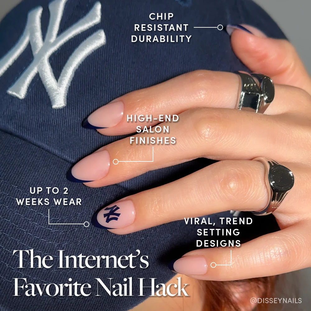 New York Yankees Press-On Nail Set